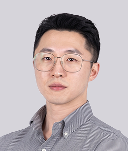 Hyun Min Lee portrait